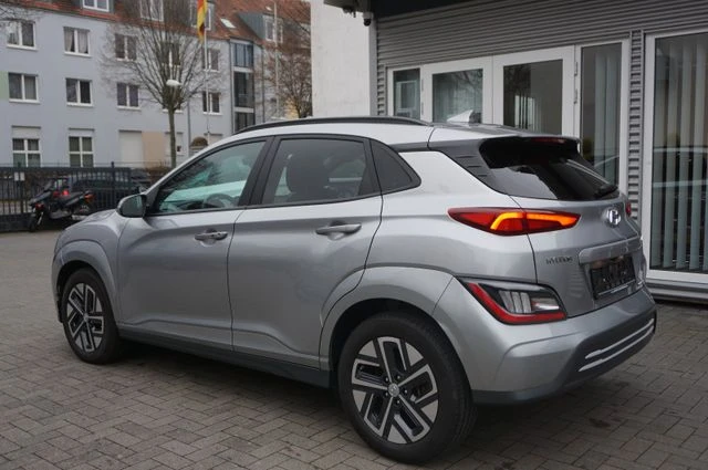 Hyundai Kona, снимка 6 - Автомобили и джипове - 53052240