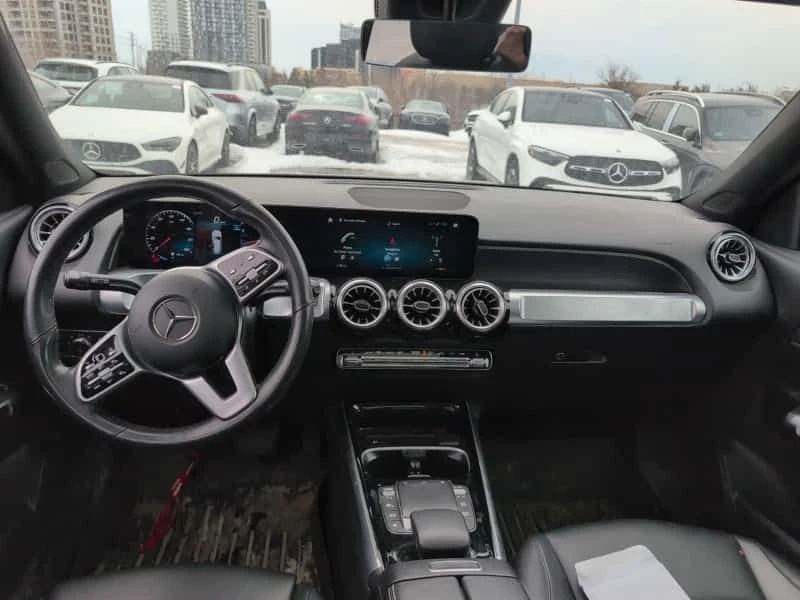 Mercedes-Benz GLB GLB250 4MATIC/CARFAX/ПРЕДСТАВИТЕЛСТВО НА МЕРЦЕДЕС, снимка 4 - Автомобили и джипове - 53963844