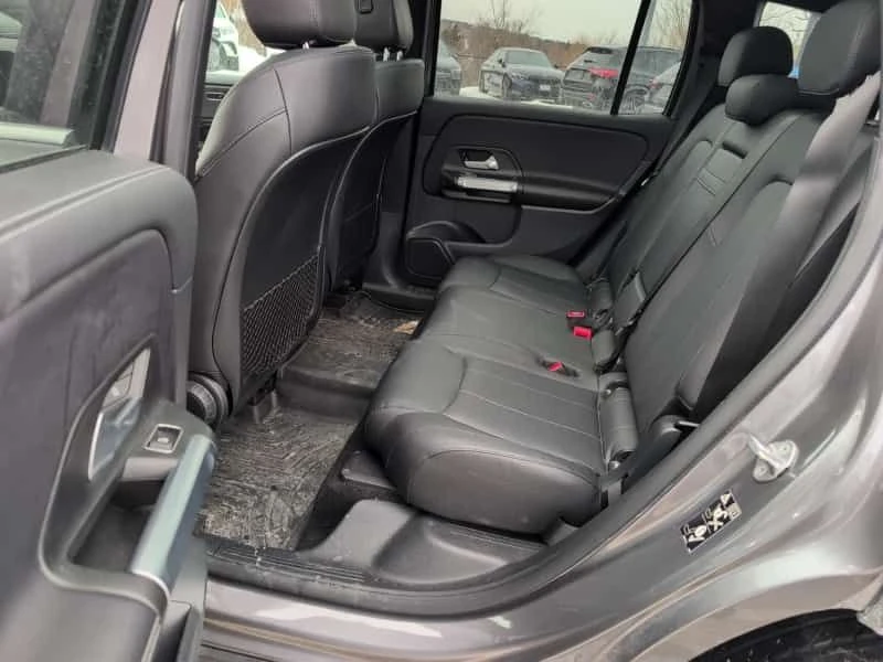 Mercedes-Benz GLB GLB250 4MATIC/CARFAX/ПРЕДСТАВИТЕЛСТВО НА МЕРЦЕДЕС, снимка 12 - Автомобили и джипове - 53963844