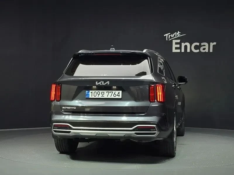 Kia Sorento, снимка 4 - Автомобили и джипове - 56731847