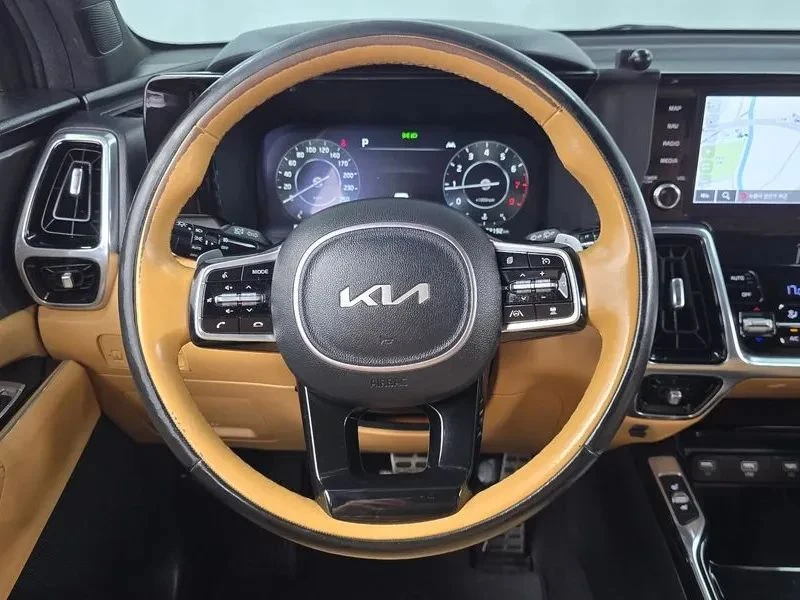 Kia Sorento, снимка 12 - Автомобили и джипове - 56731847