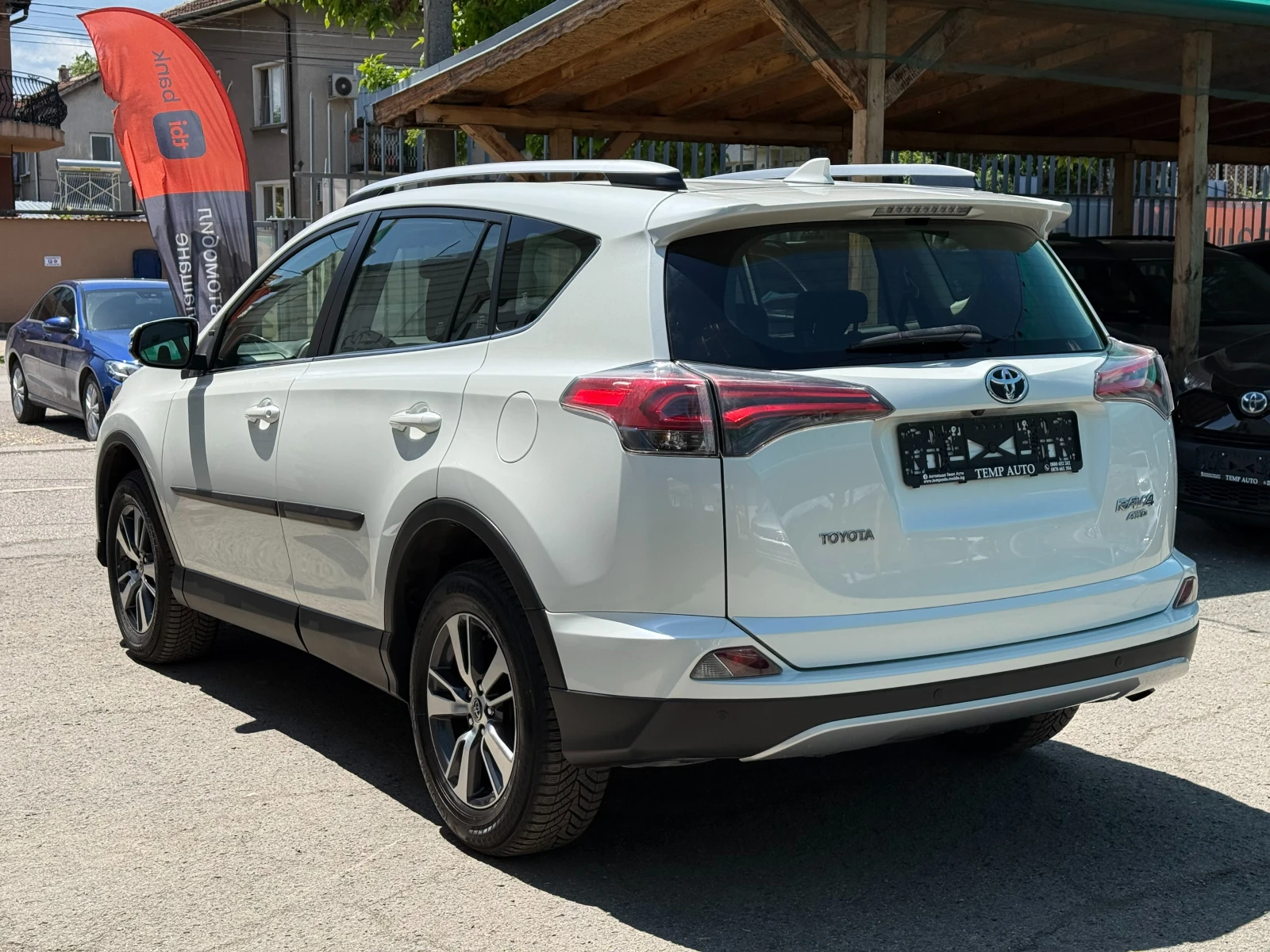 Toyota Rav4 2.0i* 4x4* СЕРВИЗНА КНИЖКА С ПЪЛНА ИСТОРИЯ В ТОЙОТ - изображение 7
