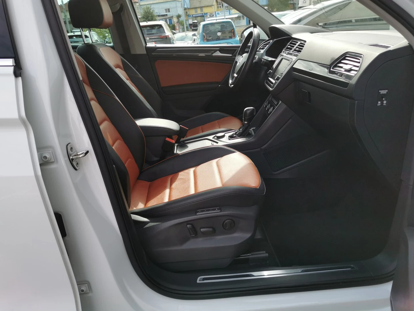 VW Tiguan Highline 2.0TDI 4MOTION BMT - изображение 6