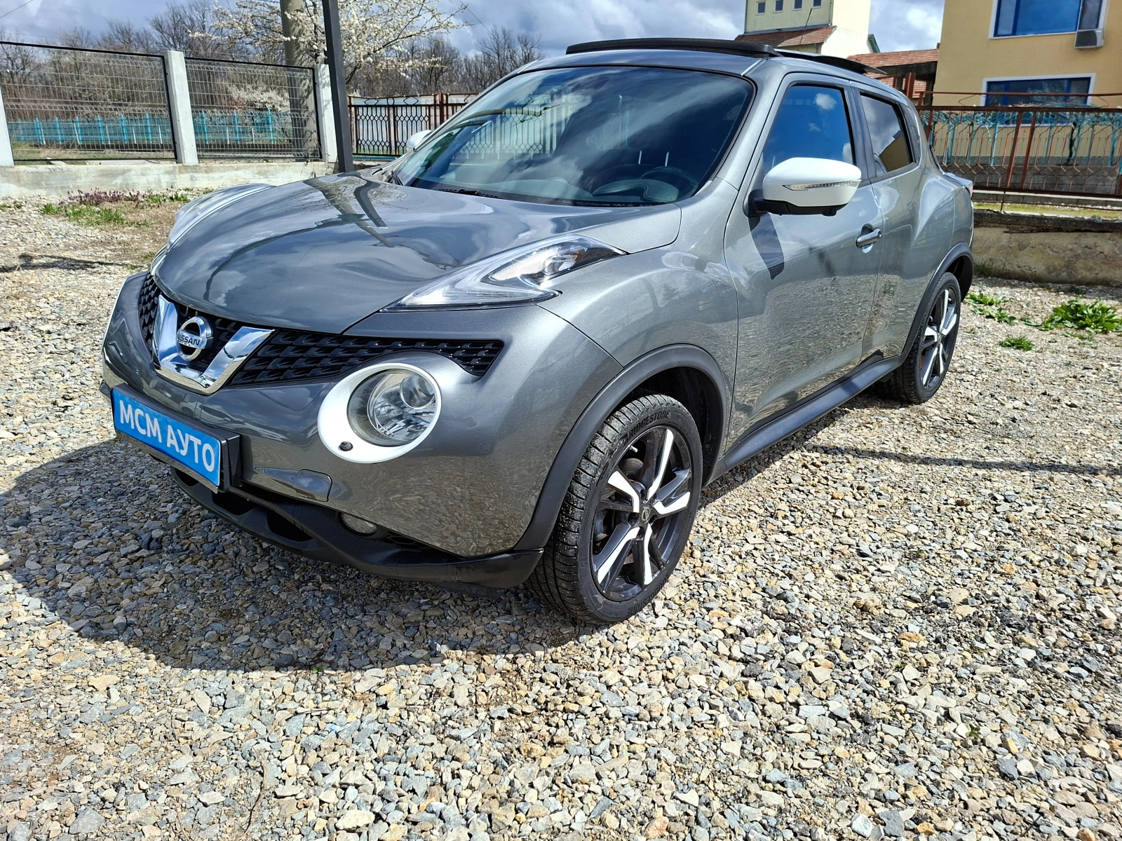 Nissan Juke, снимка 3 - Автомобили и джипове - 54034221
