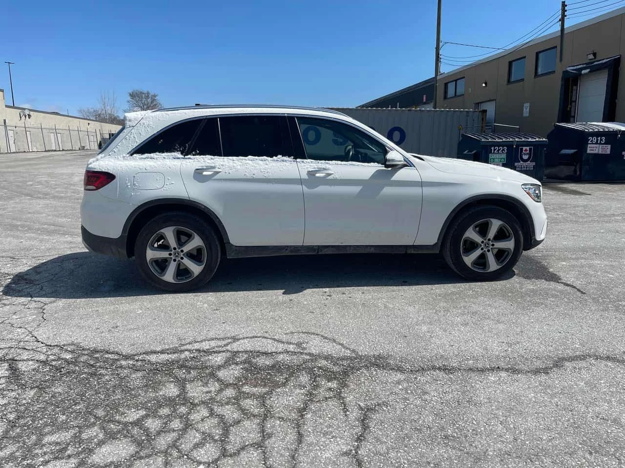 Mercedes-Benz GLC 300 4MATIC* DISTRONIC* 360КАМЕРИ* ПАНОРАМА* , снимка 3 - Автомобили и джипове - 54183306