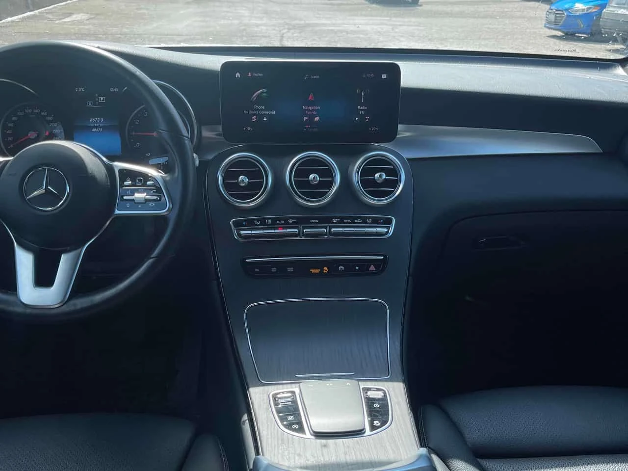 Mercedes-Benz GLC 300 4MATIC* DISTRONIC* 360КАМЕРИ* ПАНОРАМА* , снимка 9 - Автомобили и джипове - 54183306