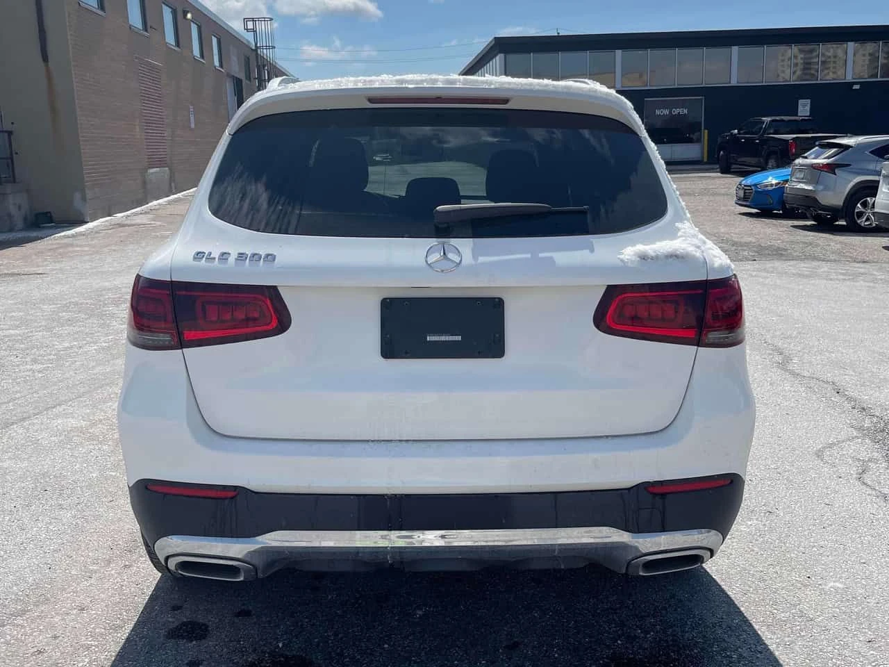 Mercedes-Benz GLC 300 4MATIC* DISTRONIC* 360КАМЕРИ* ПАНОРАМА* , снимка 4 - Автомобили и джипове - 54183306