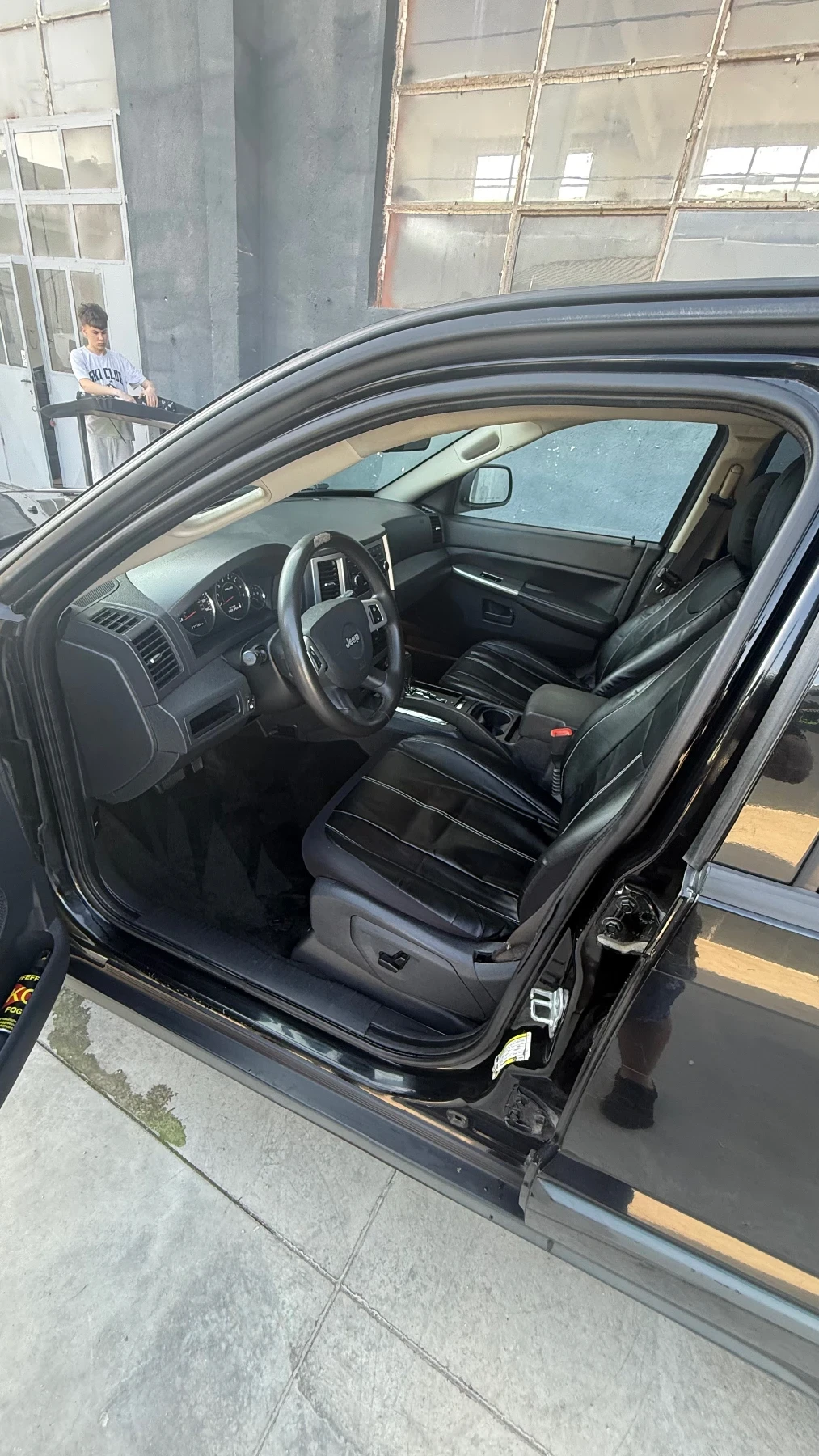 Jeep Grand cherokee 3.7 ГАЗ.ИНЖ, снимка 7 - Автомобили и джипове - 54591245