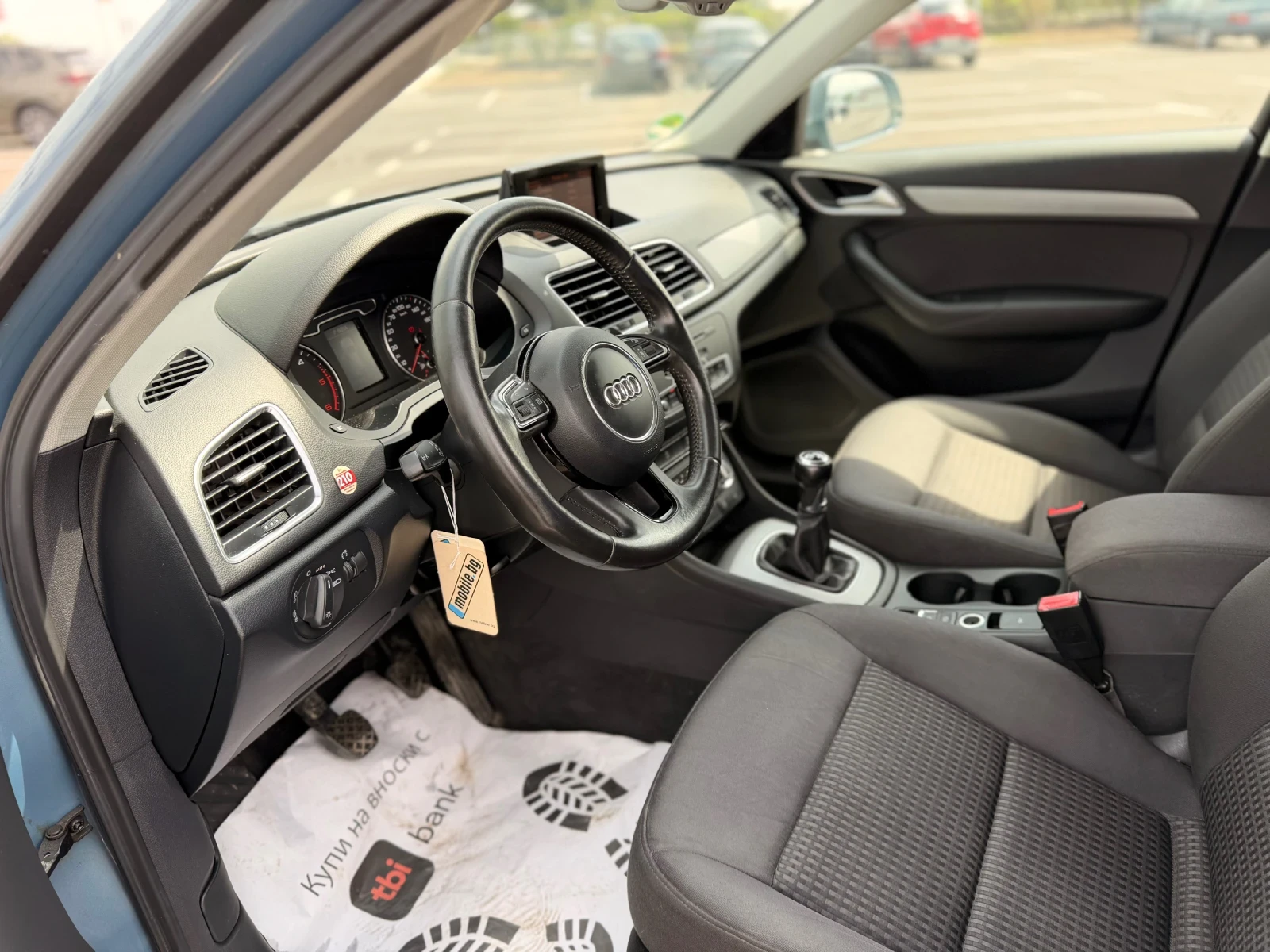 Audi Q3 2.0TDI-Сервизна история-Лизинг през уникредит, снимка 8 - Автомобили и джипове - 55130144