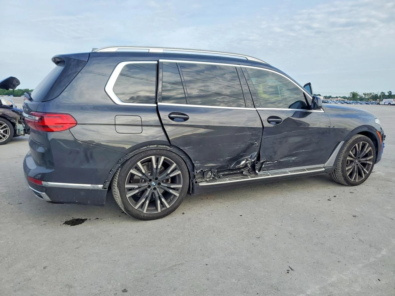 BMW X7 XDRIVE40I SPECIAL/PANORAMA/360CAM | Mobile.bg � ����������� 5