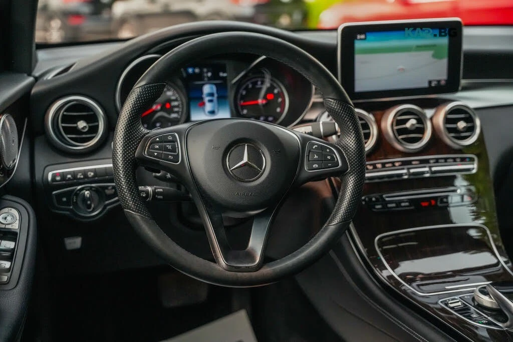 Mercedes-Benz GLC Coupe 4MATIC * АвтоКредит * (Цена до БГ), снимка 12 - Автомобили и джипове - 55382307
