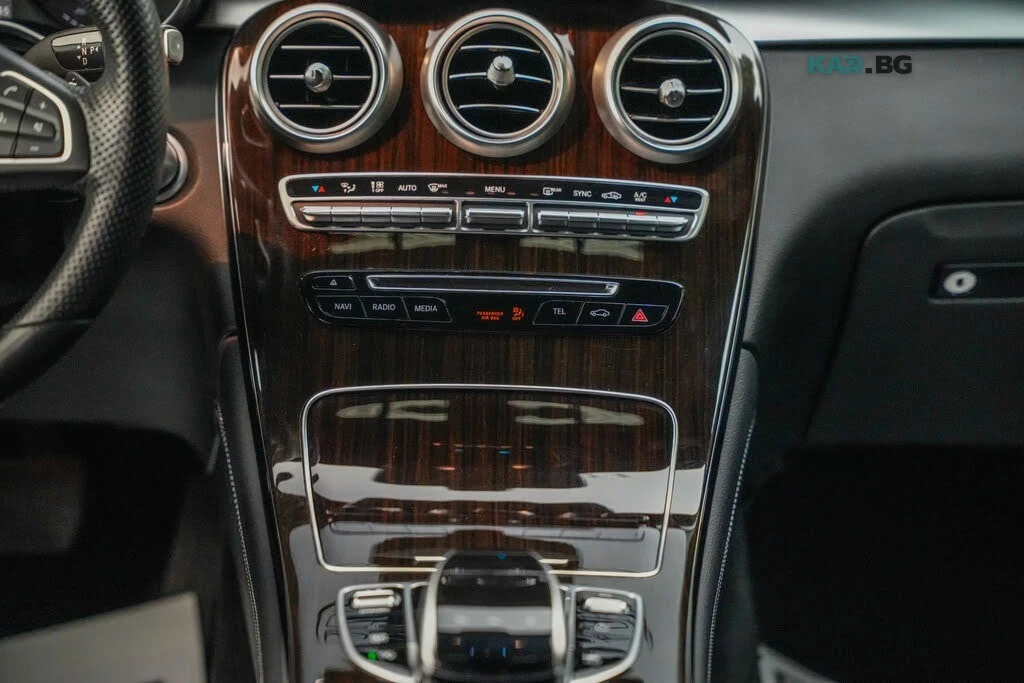 Mercedes-Benz GLC Coupe 4MATIC * АвтоКредит * (Цена до БГ), снимка 15 - Автомобили и джипове - 55382307