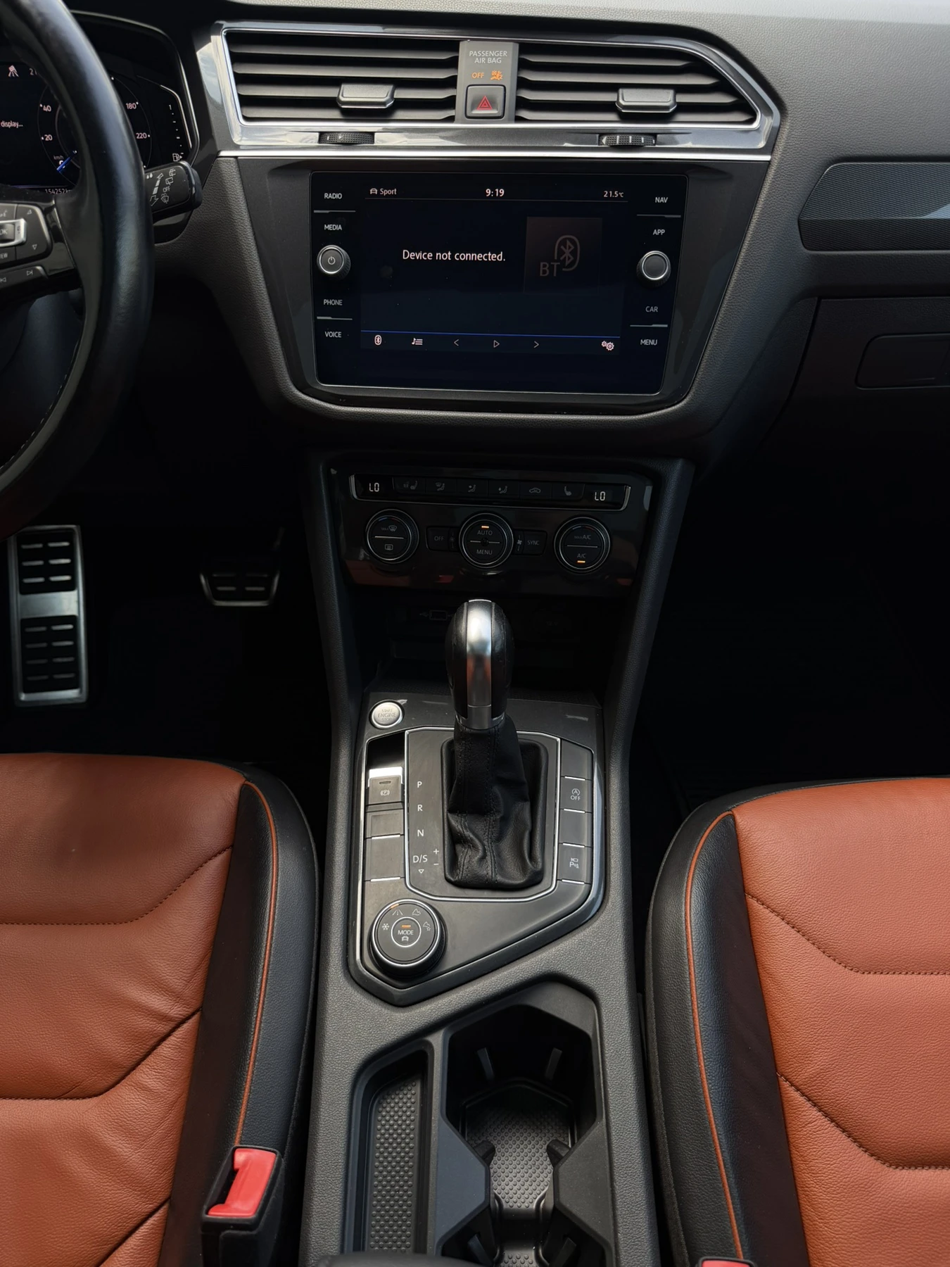 VW Tiguan Highline R-Line, снимка 11 - Автомобили и джипове - 55388945