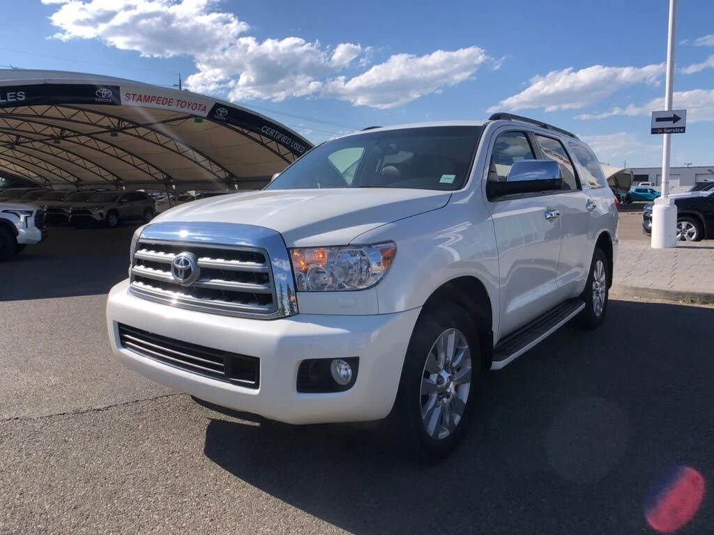 Toyota Sequoia * ПАНО* KEYLESS* Camera* ПОДГРЕВ* , снимка 9 - Автомобили и джипове - 55463713