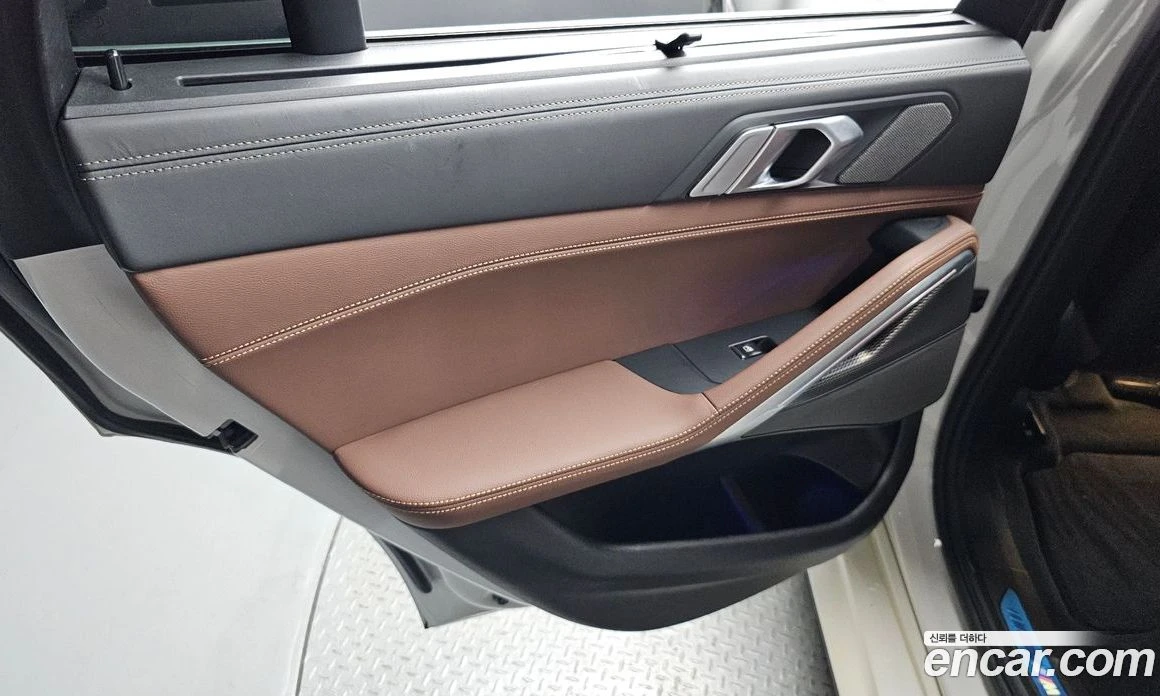 BMW X6 xDrive40i M Sport, снимка 14 - Автомобили и джипове - 56123405