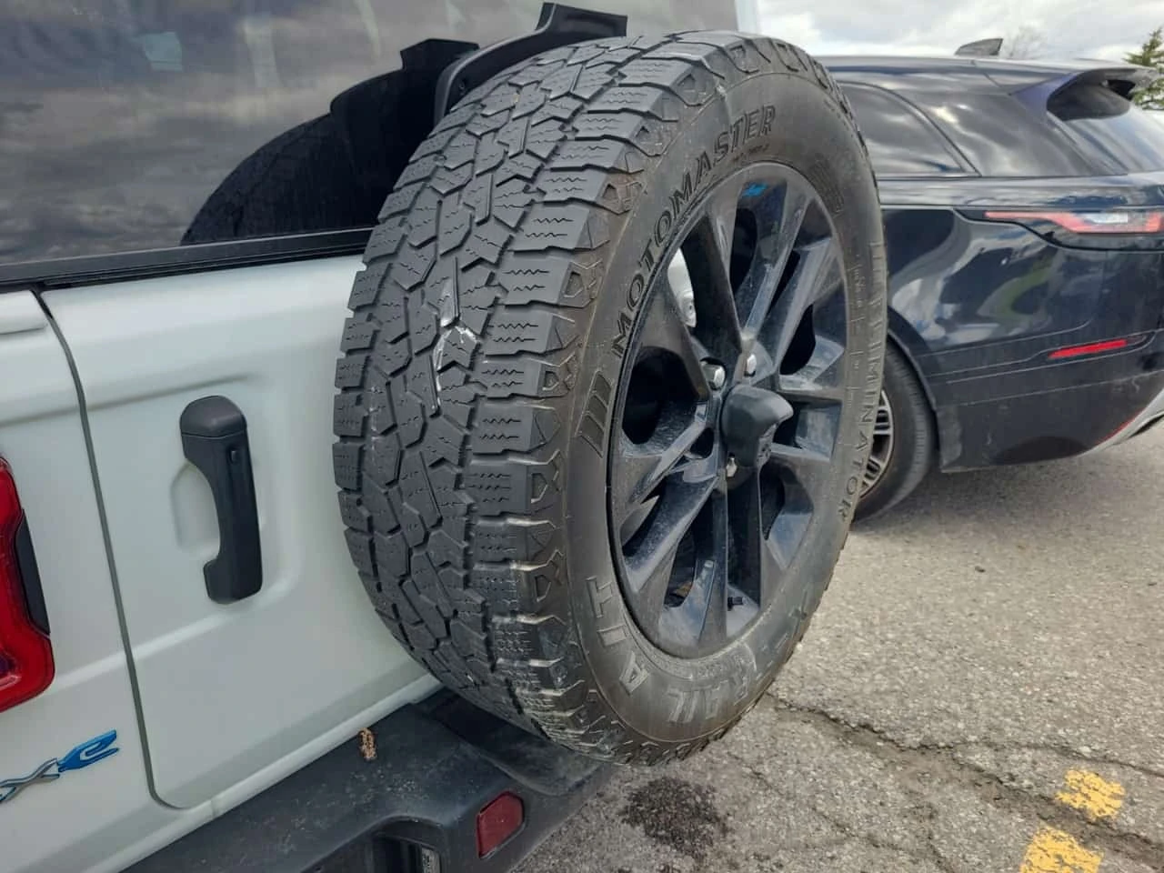 Jeep Wrangler * 4 Door 4x4 Sahara * REMOTE START * ����� ������  | Mobile.bg � ����������� 14