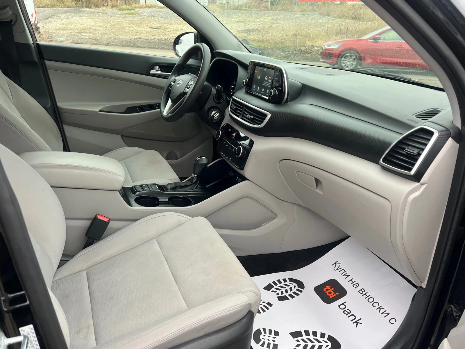 Hyundai Tucson, снимка 10 - Автомобили и джипове - 56712356