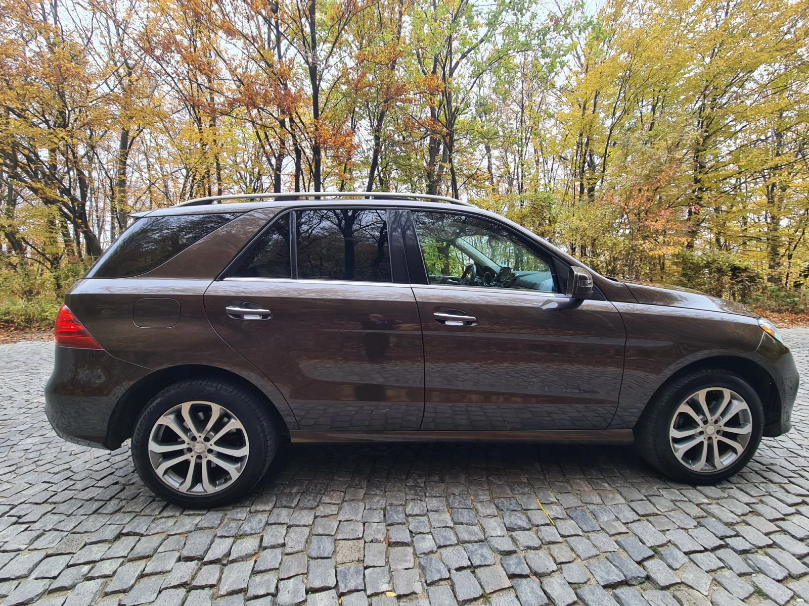 Mercedes-Benz GLE 350, снимка 5 - Автомобили и джипове - 56730678