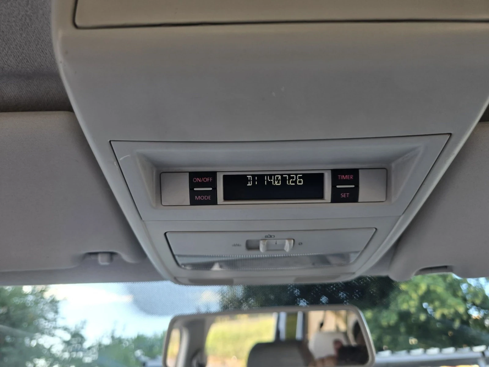 VW Transporter 1.9TDI 4ВРАТИ , снимка 8 - Бусове и автобуси - 55251985