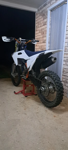 Обява за продажба на Husqvarna 250 2режима тракшън и документи за регистрация ~10 500 лв. - изображение 2