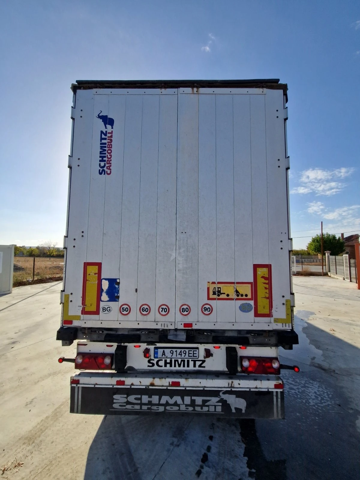  Schmitz   1 | Mobile.bg   4