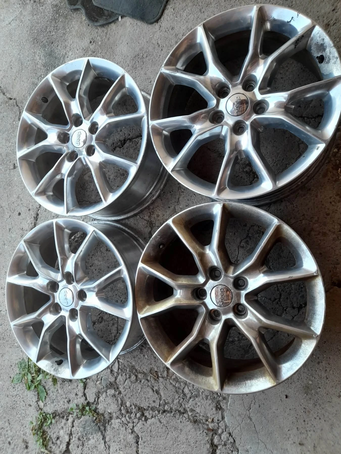 ������ �� Jeep Grand cherokee | Mobile.bg � ����������� 12