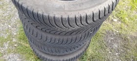 Гуми Зимни 205/60R16, снимка 1 - Гуми и джанти - 42315093