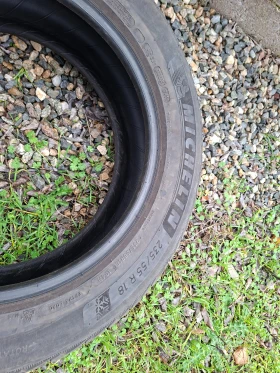 Гуми Зимни 235/55R18, снимка 6 - Гуми и джанти - 52694084