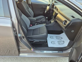 Toyota Auris 1.4D4D Fecelift, снимка 13