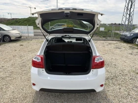 Toyota Auris 1.6i FACE, снимка 8