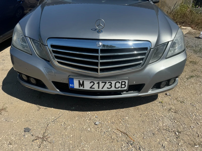 Mercedes-Benz E 220 Blue Efficiency, снимка 5 - Автомобили и джипове - 47379753