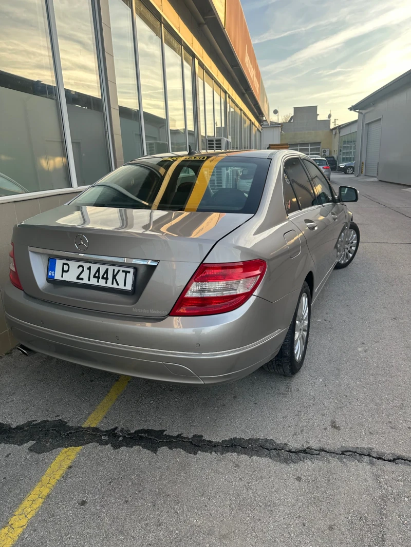 Mercedes-Benz C 220, снимка 3 - Автомобили и джипове - 48020232