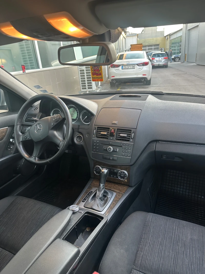 Mercedes-Benz C 220, снимка 6 - Автомобили и джипове - 48020232