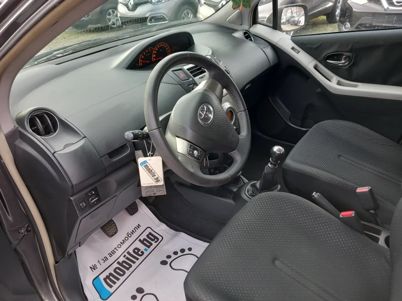 Toyota Yaris 1.4 d4d 90ks 6 sk klimatronik, снимка 9 - Автомобили и джипове - 48479084