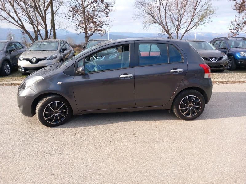 Toyota Yaris 1.4 d4d 90ks 6 sk klimatronik, снимка 2 - Автомобили и джипове - 48479084