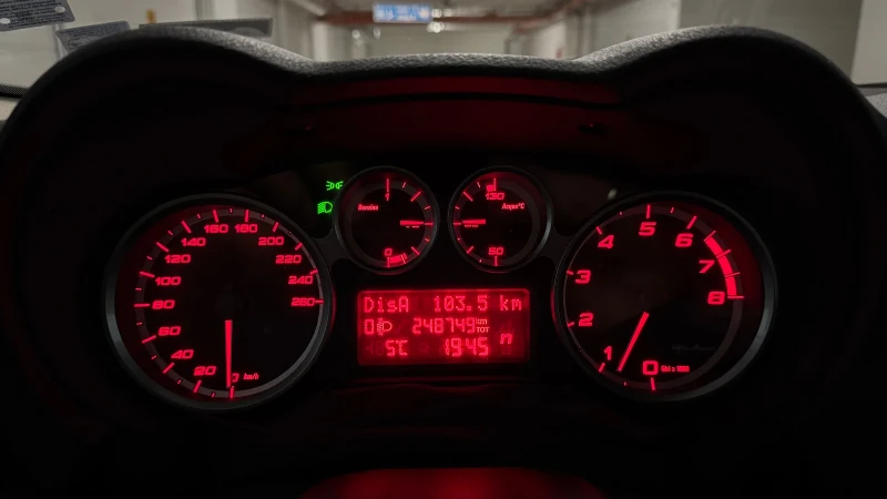 Alfa Romeo MiTo 1.4T T, снимка 14 - Автомобили и джипове - 52581081