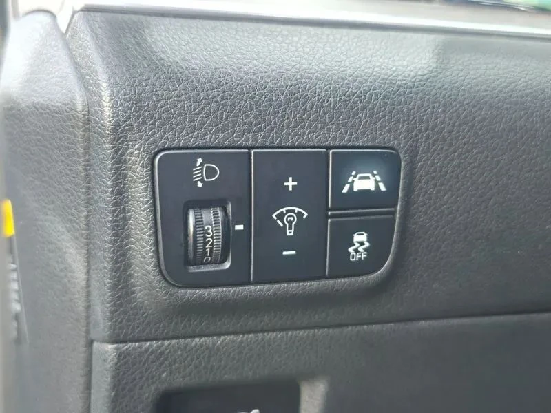 Kia K5, снимка 10 - Автомобили и джипове - 56727654