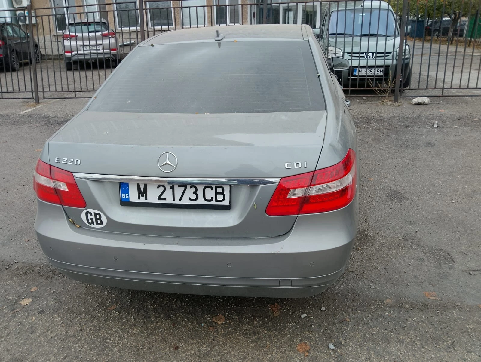 Mercedes-Benz E 220 Blue Efficiency - изображение 4
