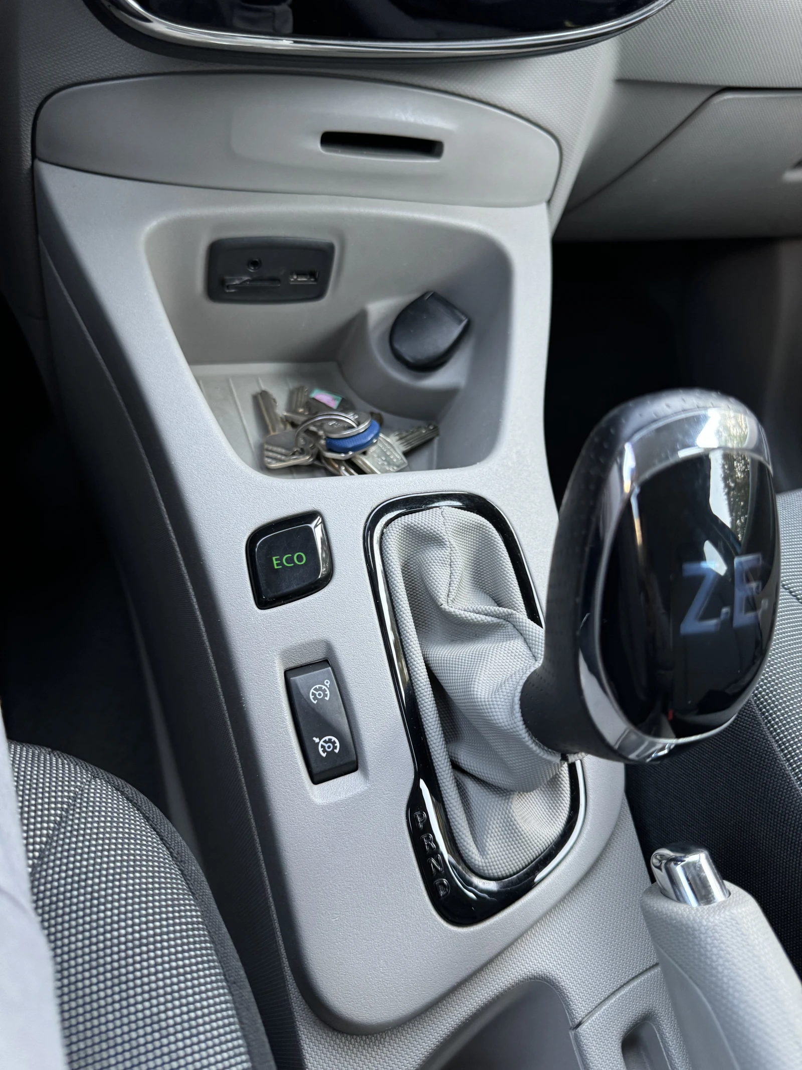 Renault Zoe 23.3KW 88 KC | Mobile.bg   13