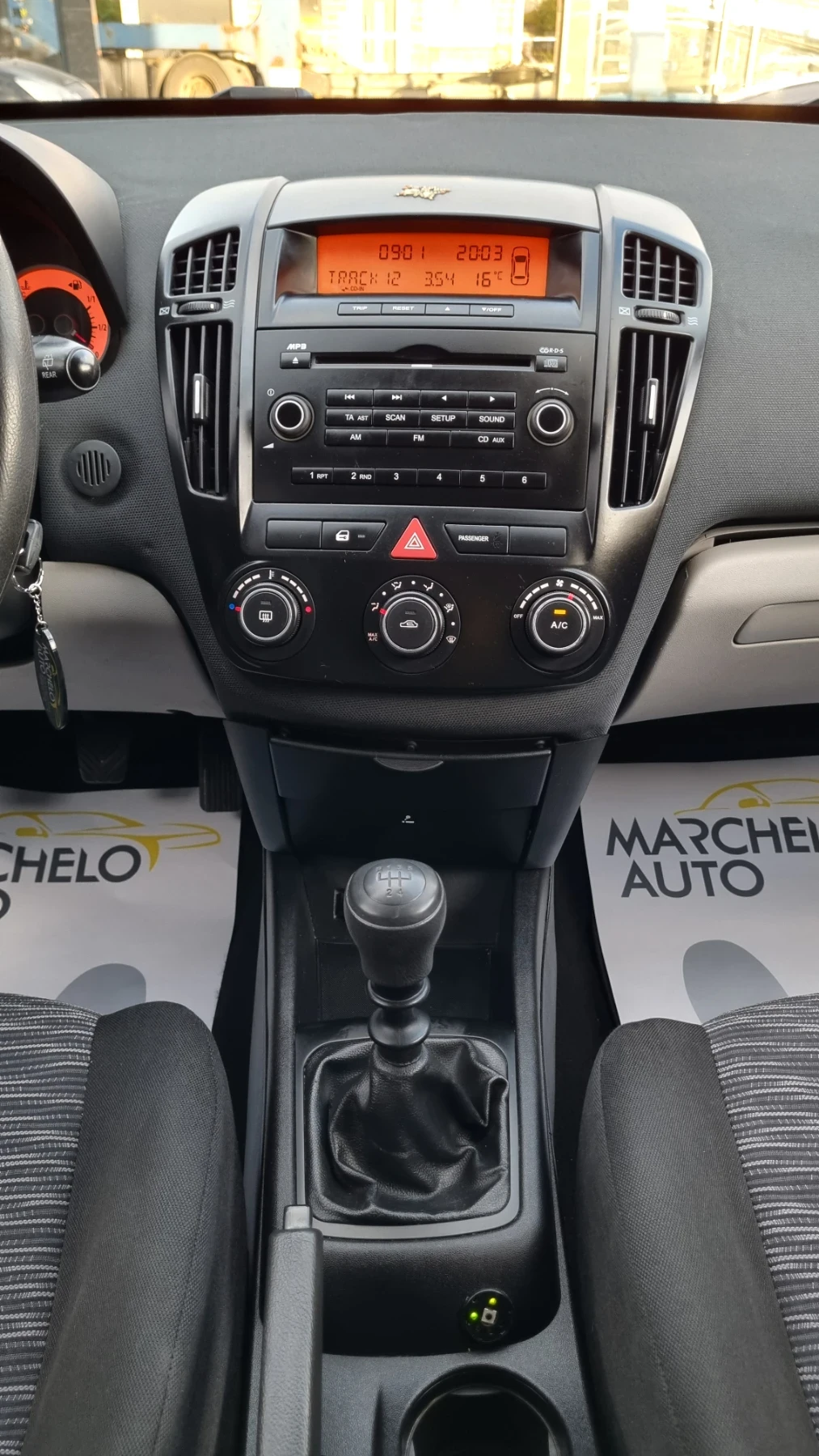 Kia Ceed 1.4i * !!! | Mobile.bg   14