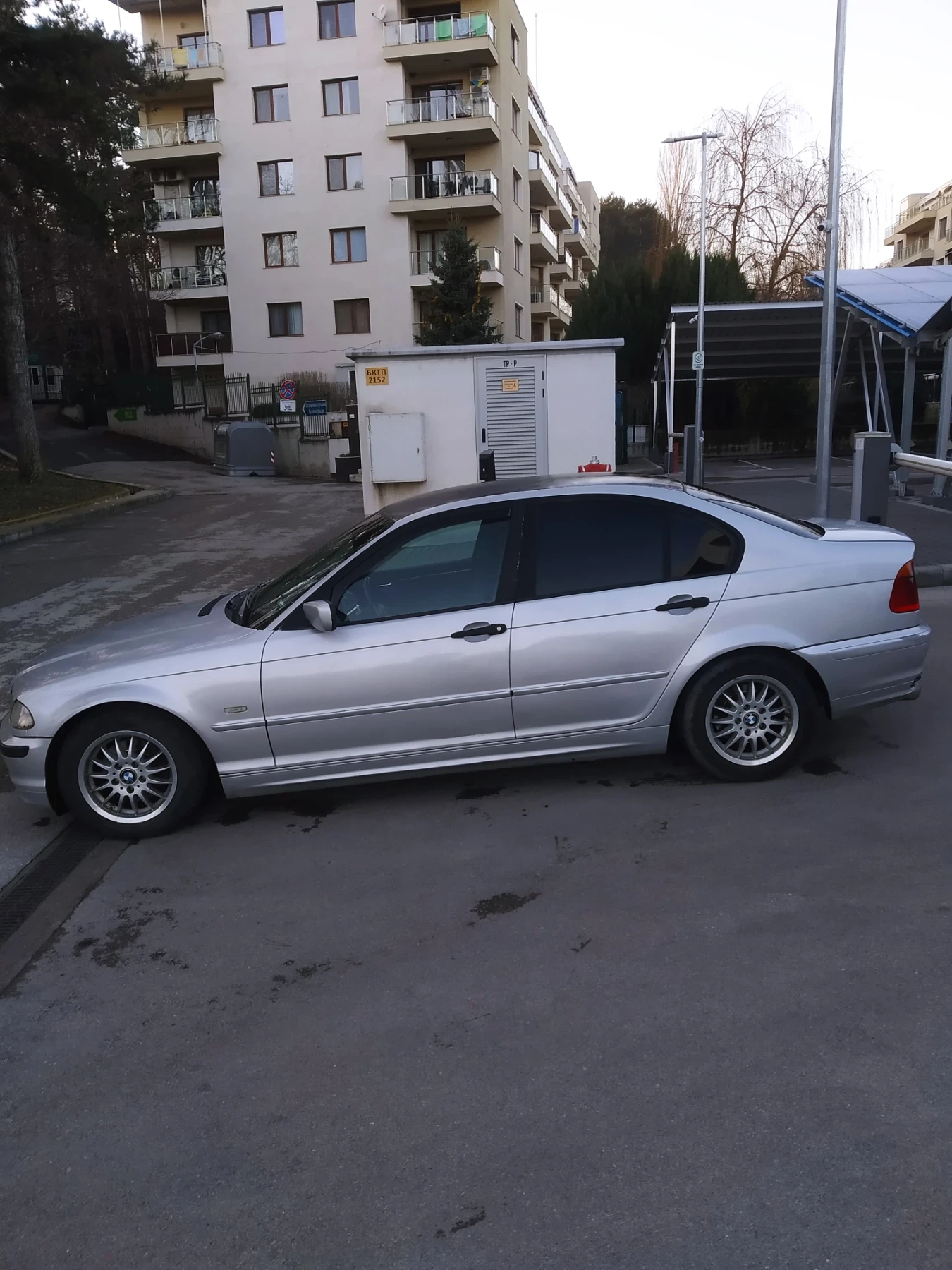 BMW 318 1800 - изображение 8