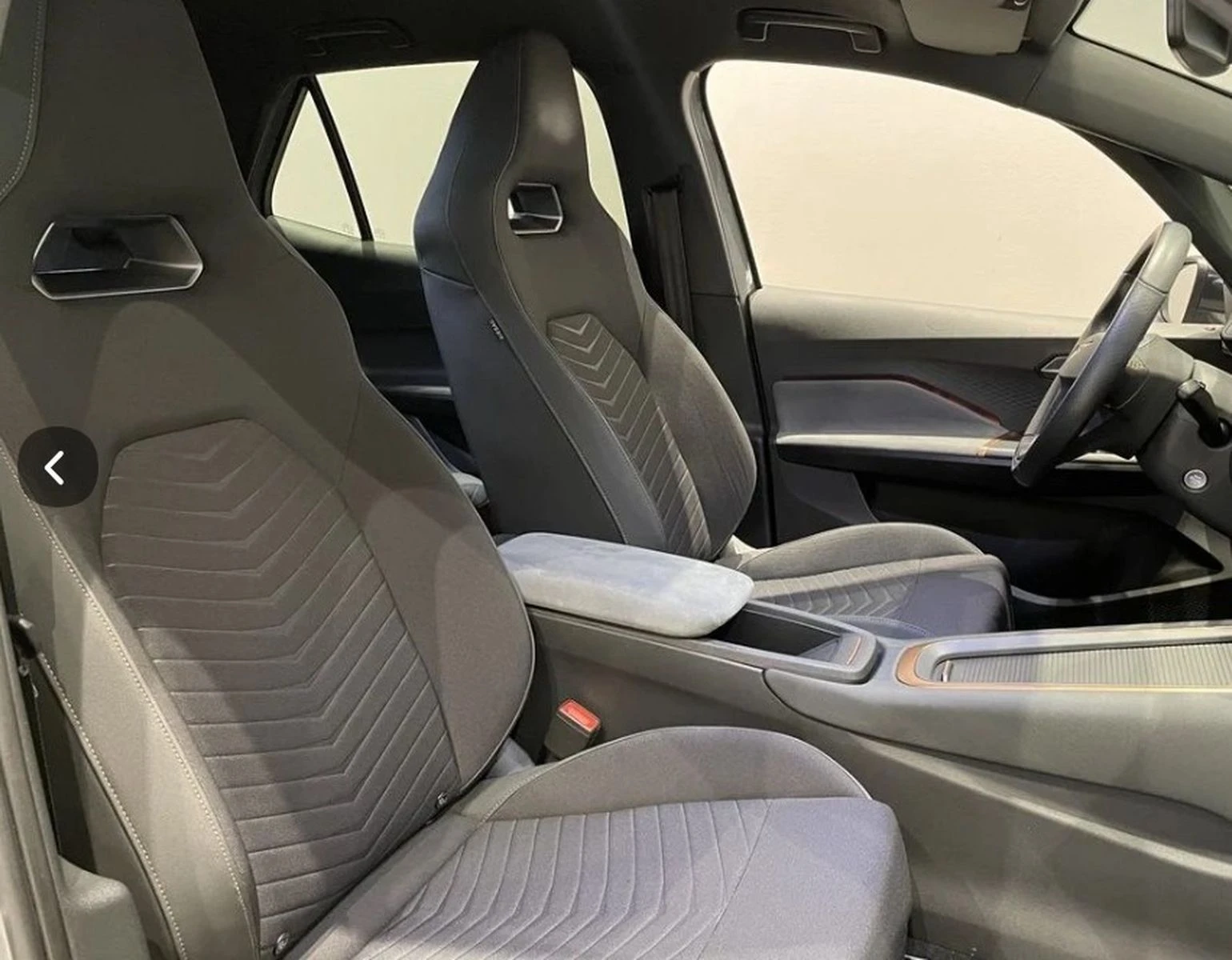Cupra Born 231HP/CAM/NAVI/LED/CARPLAY/KLESS/ACC/615v - изображение 10