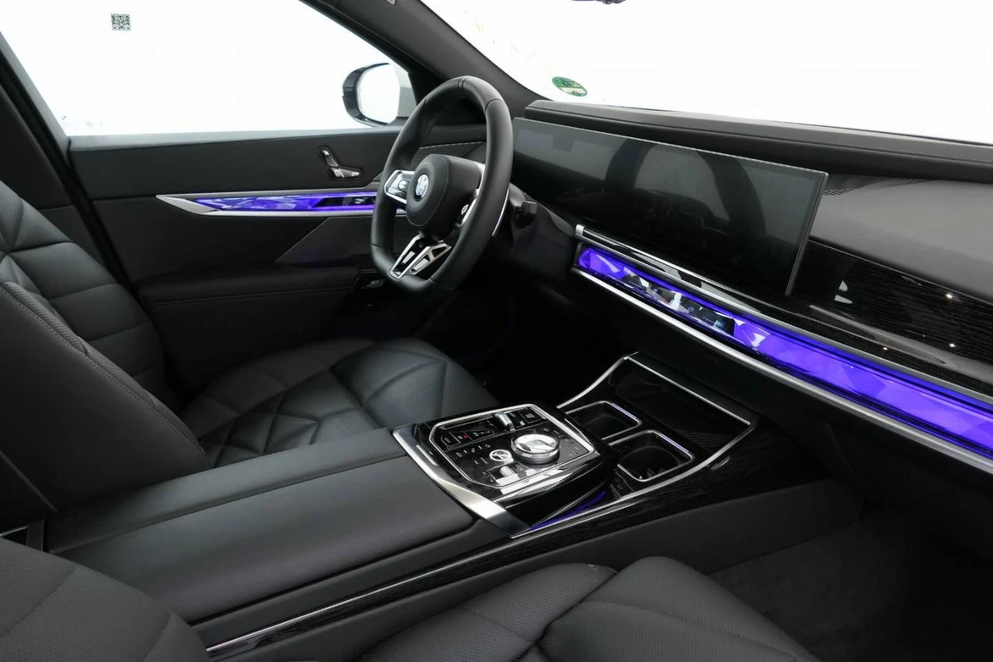 BMW 740 d xDrive M Sport Paket - изображение 7