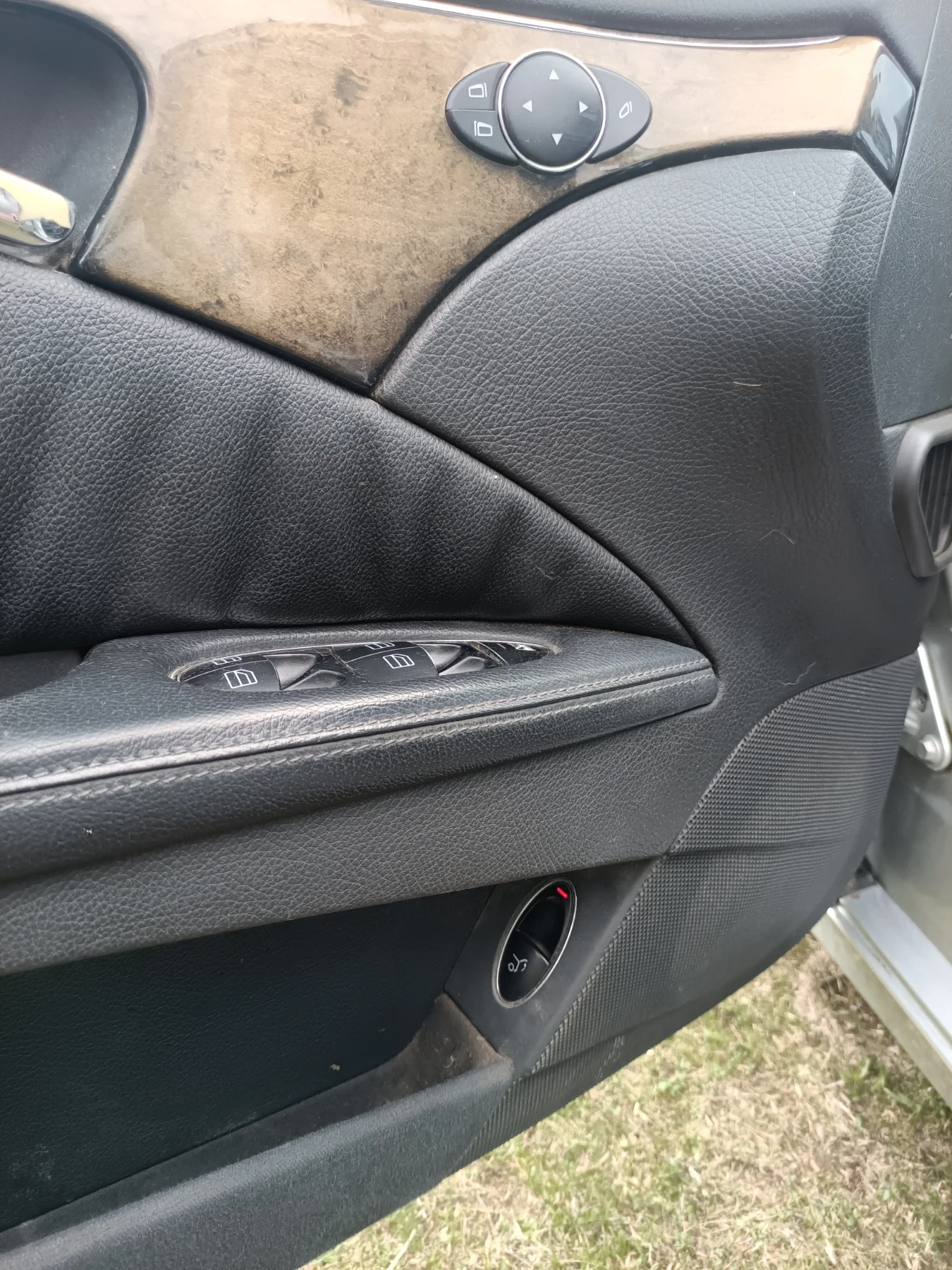 Mercedes-Benz E 320  - изображение 9