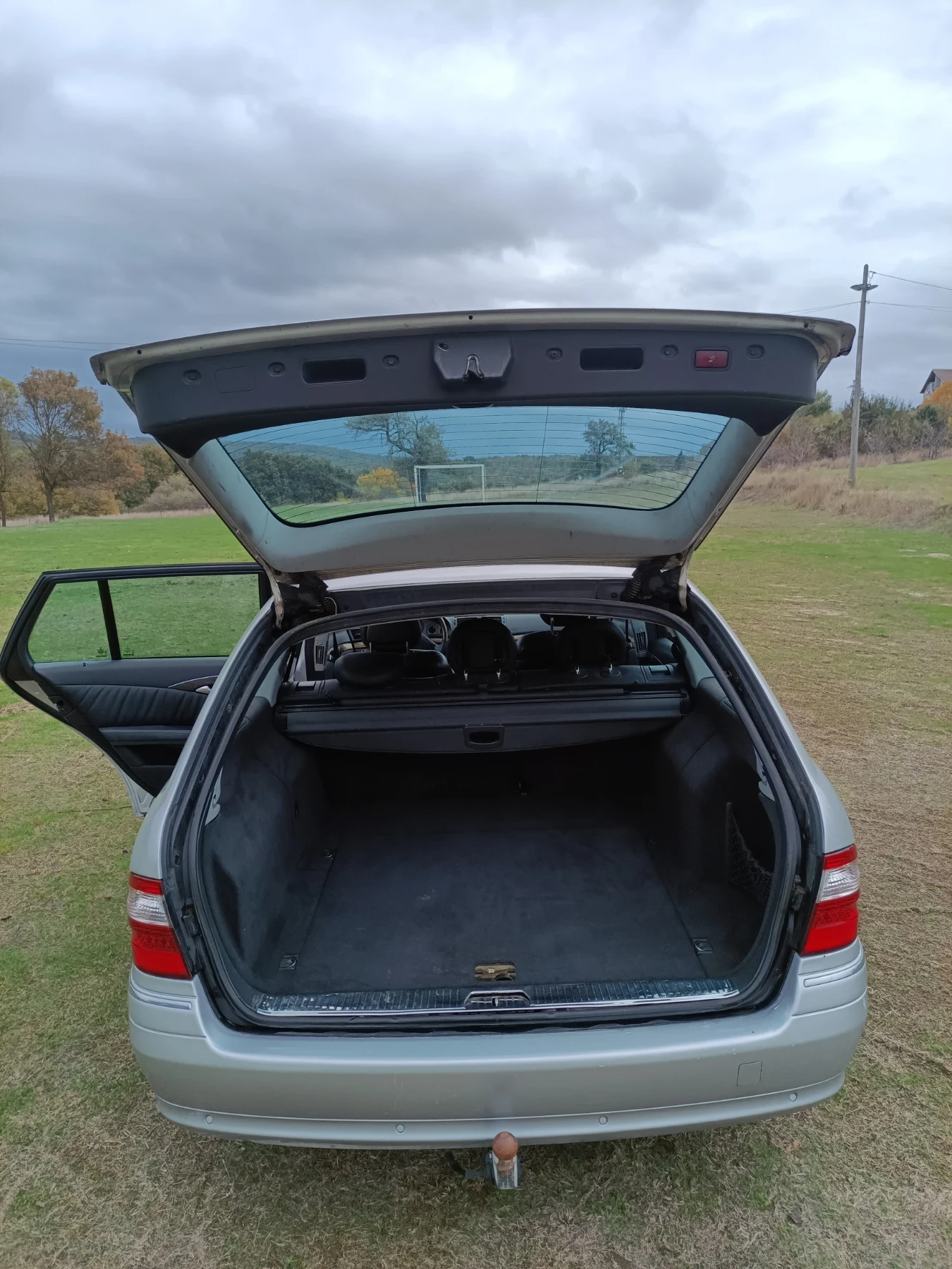 Mercedes-Benz E 320  - изображение 7