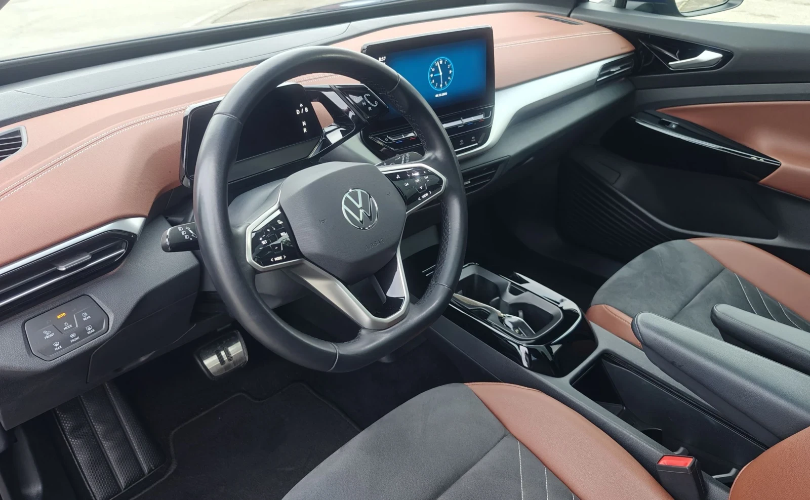 VW ID.4 Pro Performance/77kwh/204hp/PANO/SOH 96% - изображение 10