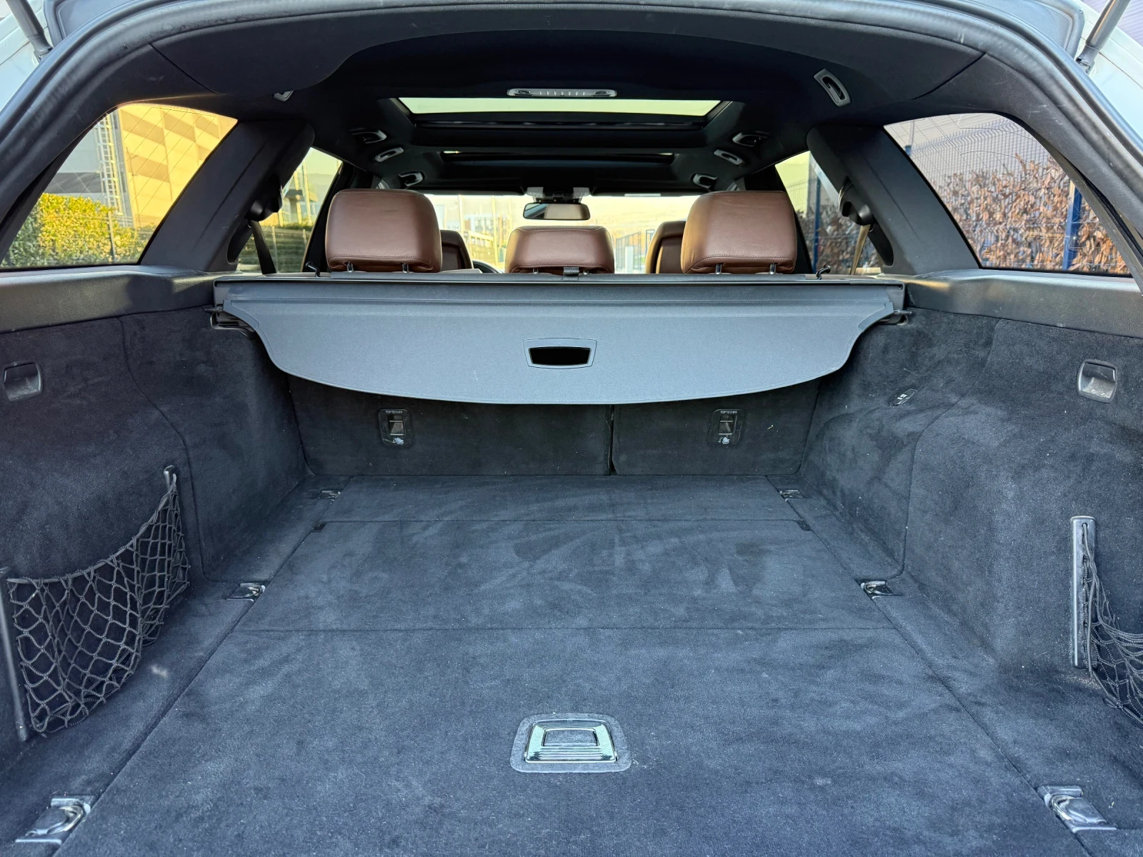 Mercedes-Benz E 250 FACELIFT| 7g-Tronic| ПАНОРАМА| ОБДУХВАНЕ| ПЪЛ.СЕРВ - изображение 4