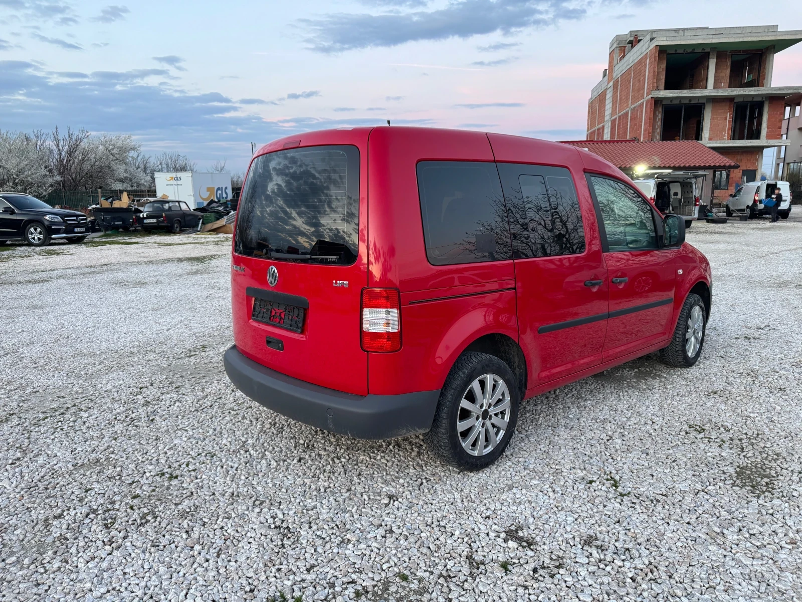 VW Caddy 1.4  климатроник , снимка 3 - Автомобили и джипове - 53996071