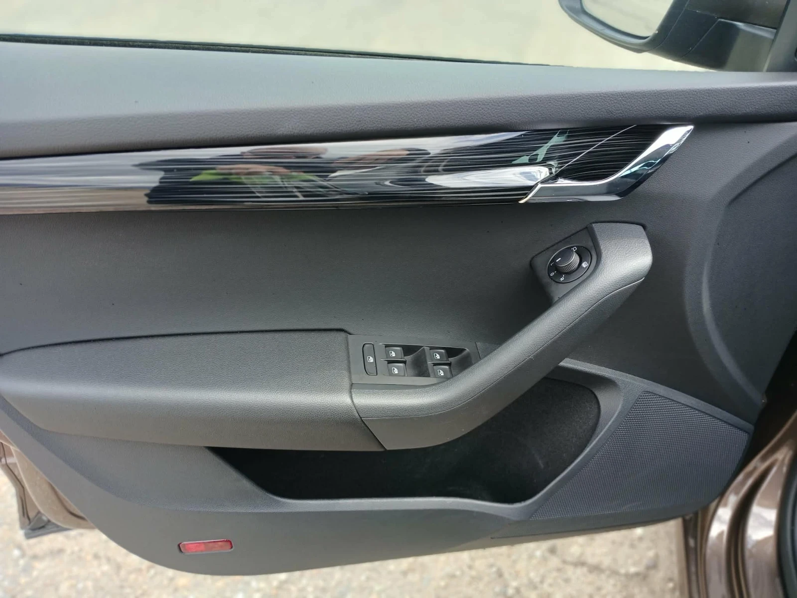 Skoda Octavia, снимка 13 - Автомобили и джипове - 54755054
