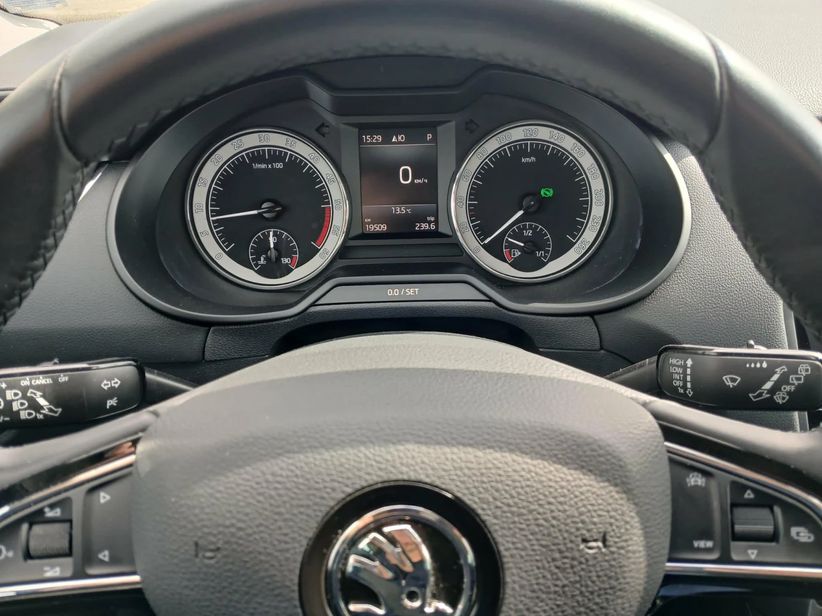 Skoda Octavia, снимка 6 - Автомобили и джипове - 54755054